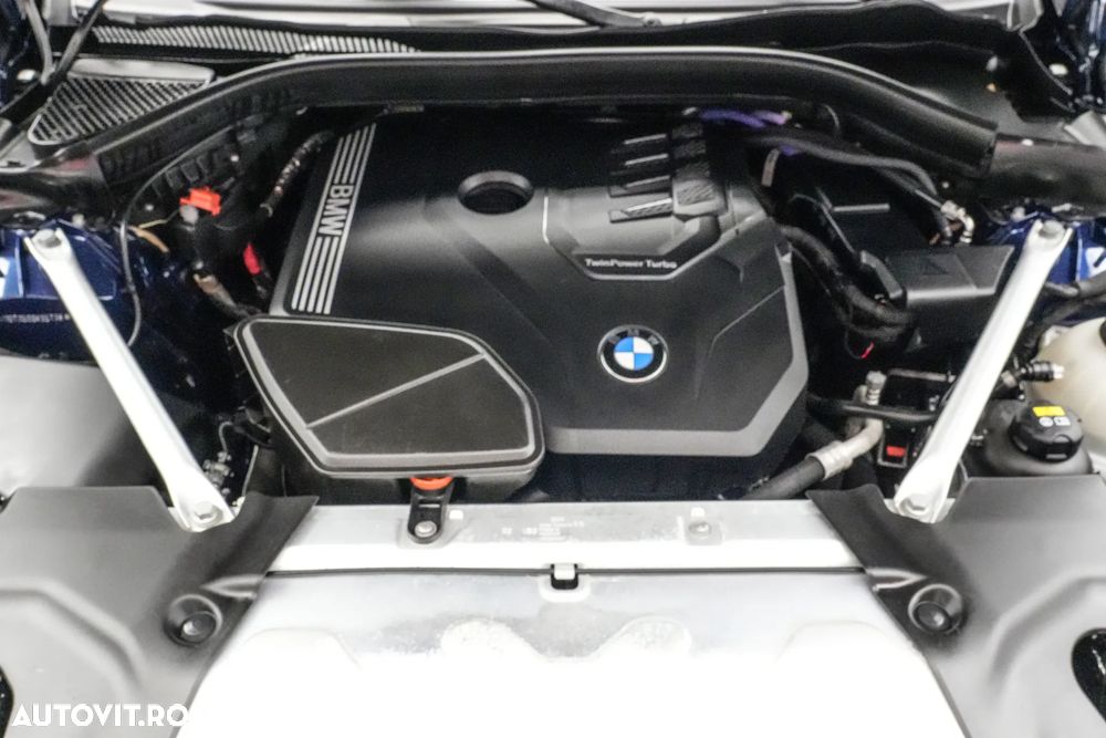 BMW X4 xDrive20i AT Advantage - 26