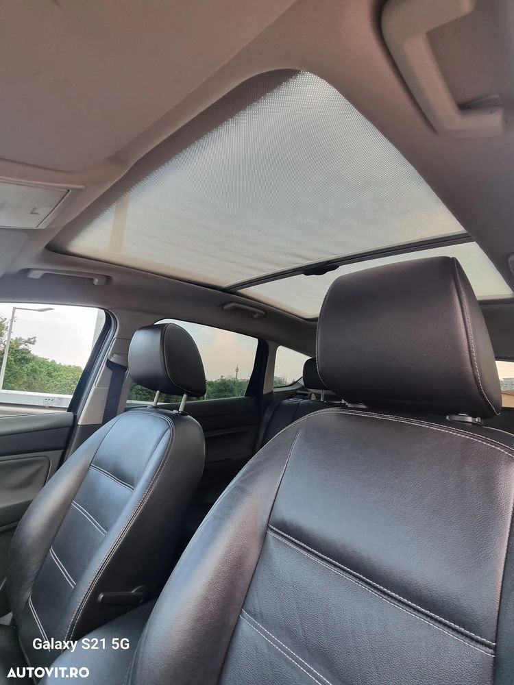 FORD Kuga 2011 — imagine 11