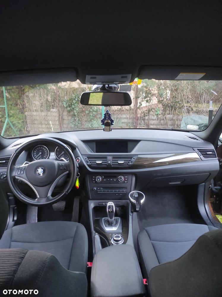 BMW X1 xDrive28i - 6