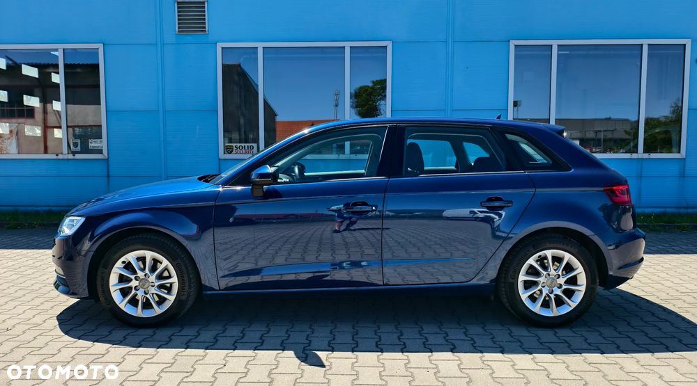 Audi A3 Sportback 1.4 TFSI Attraction - 3