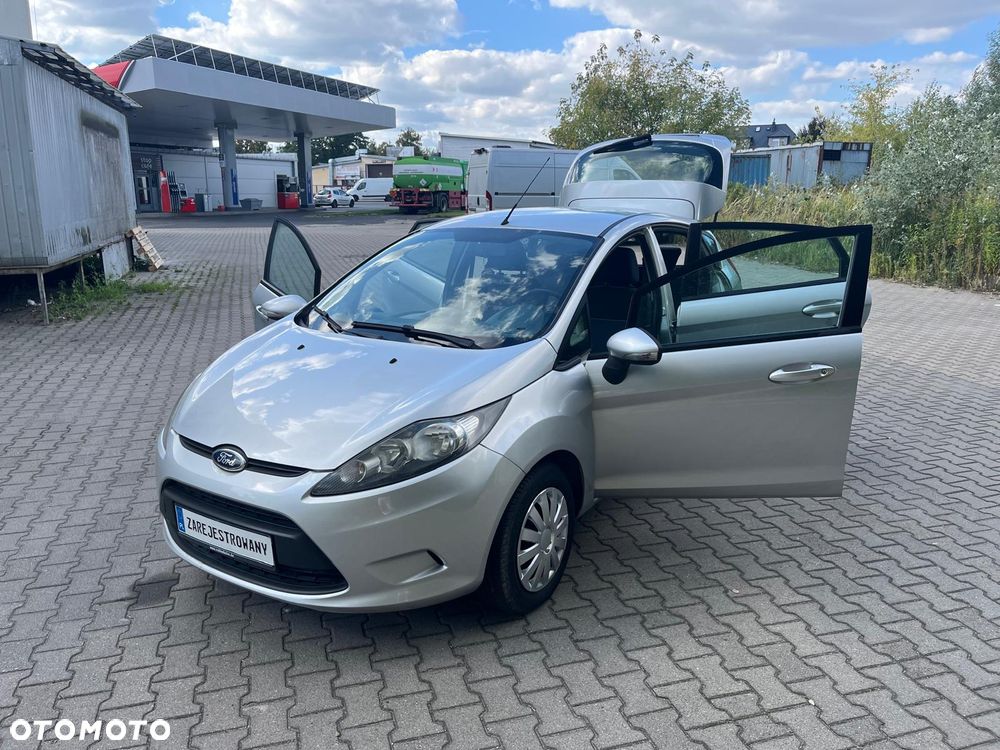 Ford Fiesta - 16