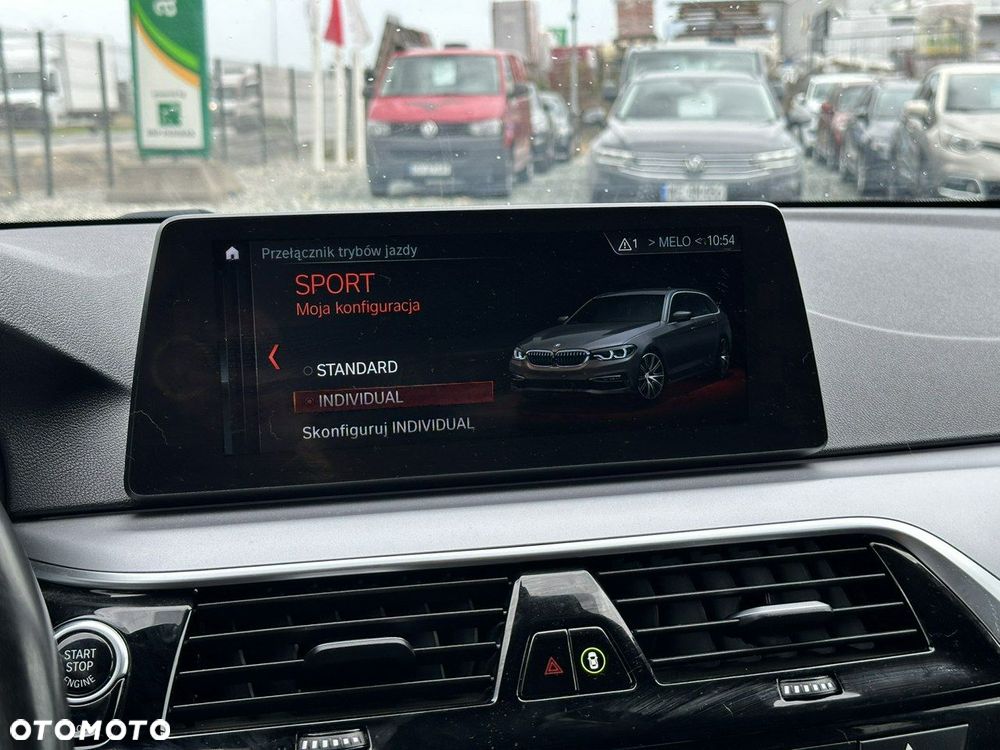 BMW Seria 5 520d Touring M Sport Edition - 28