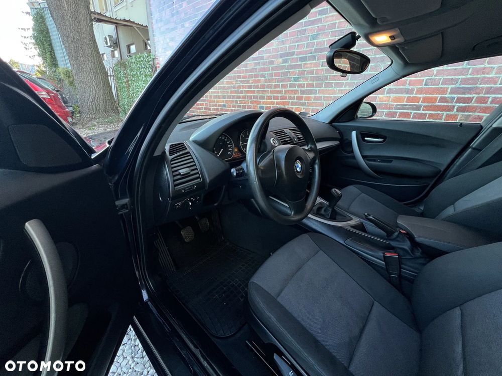 BMW Seria 1 118d - 8