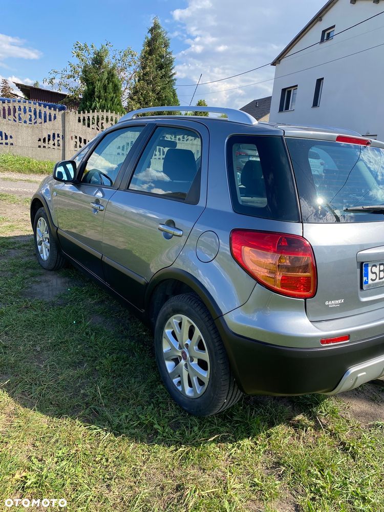 Fiat Sedici 1.6 16V 4x4 Emotion - 5
