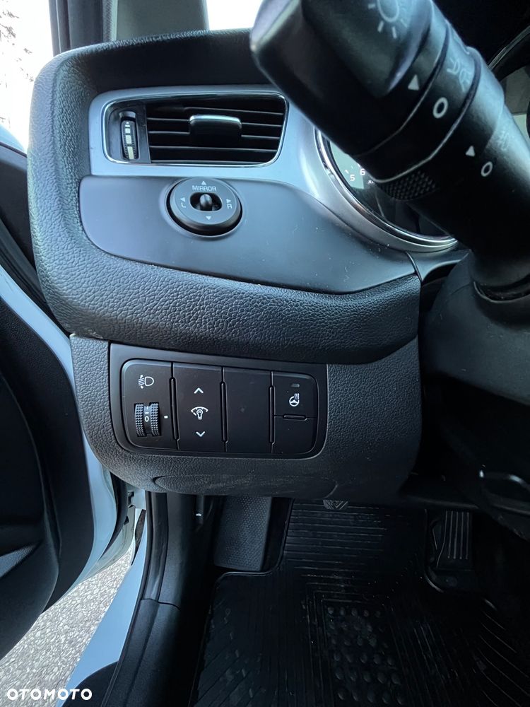 Kia Ceed 1.4 CVVT Attract - 13