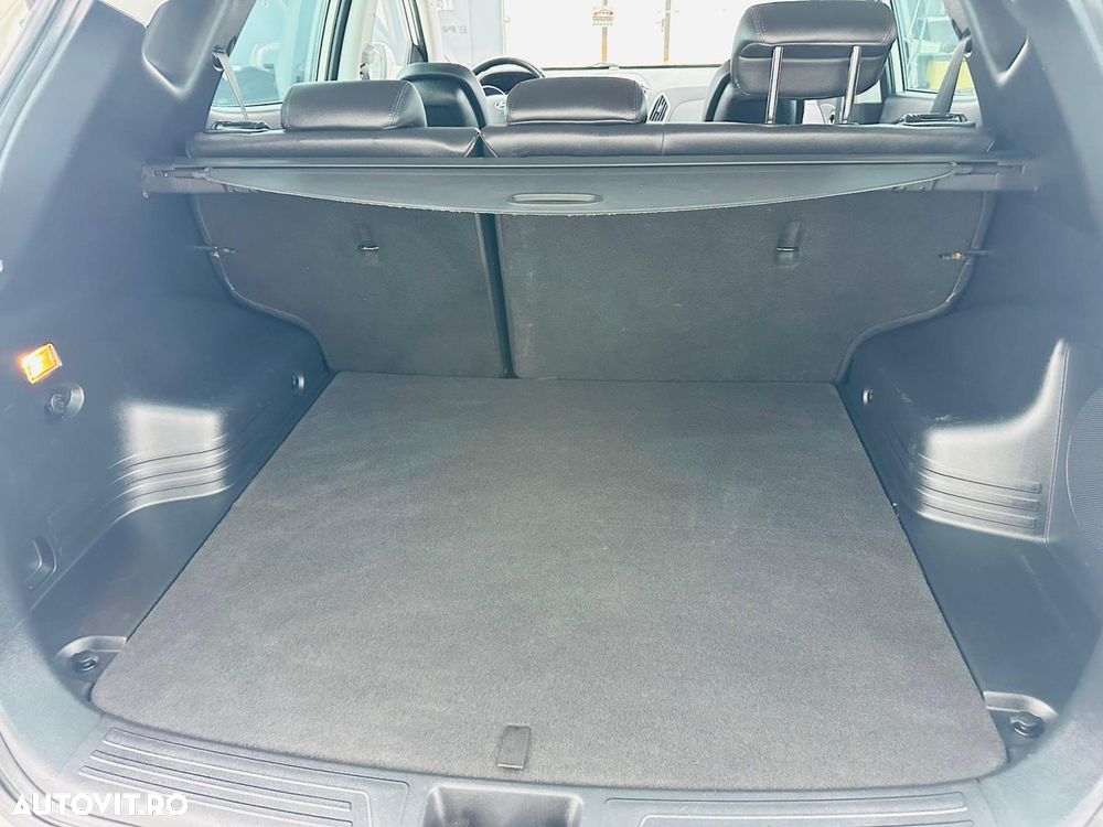 Hyundai ix35 1.7 CRDI 2WD blue Finale Gold - 21