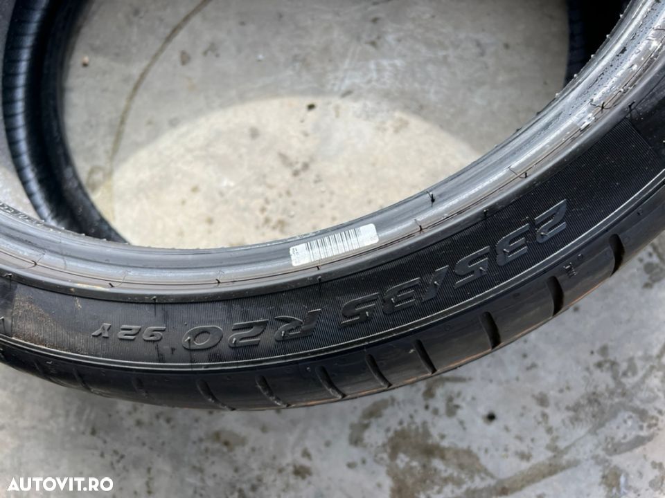 vând 4 anvelope 235/35/20 Pirelli de vară ca noi - 4