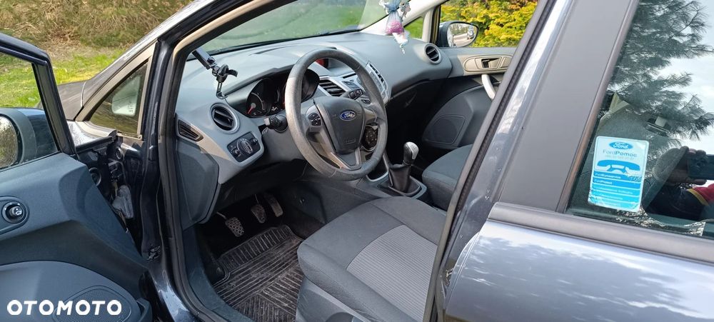 Ford Fiesta - 7