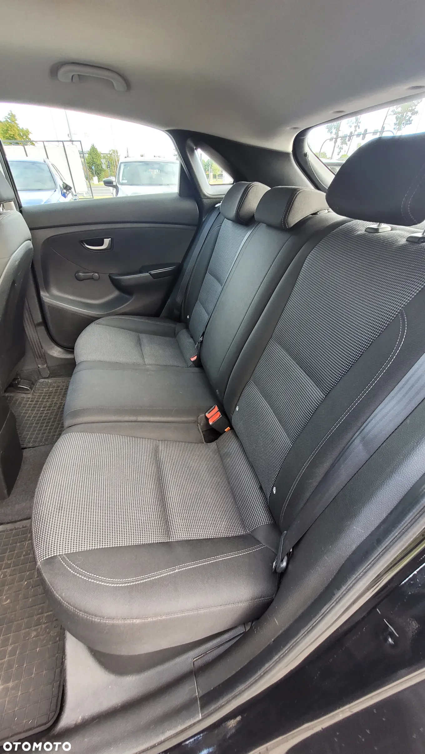 Hyundai i30 1.4 Base - 12