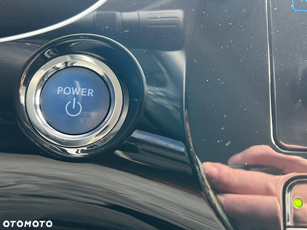 Toyota Prius Hybrid - 19