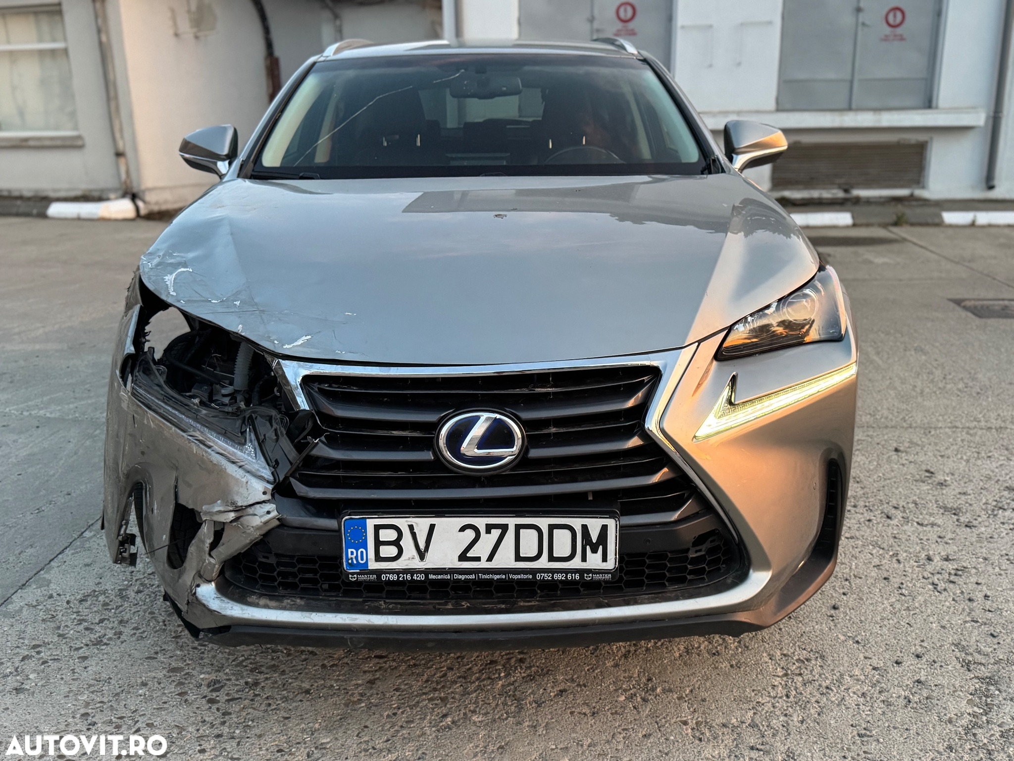 Lexus Seria NX 300h AWD Business - 9