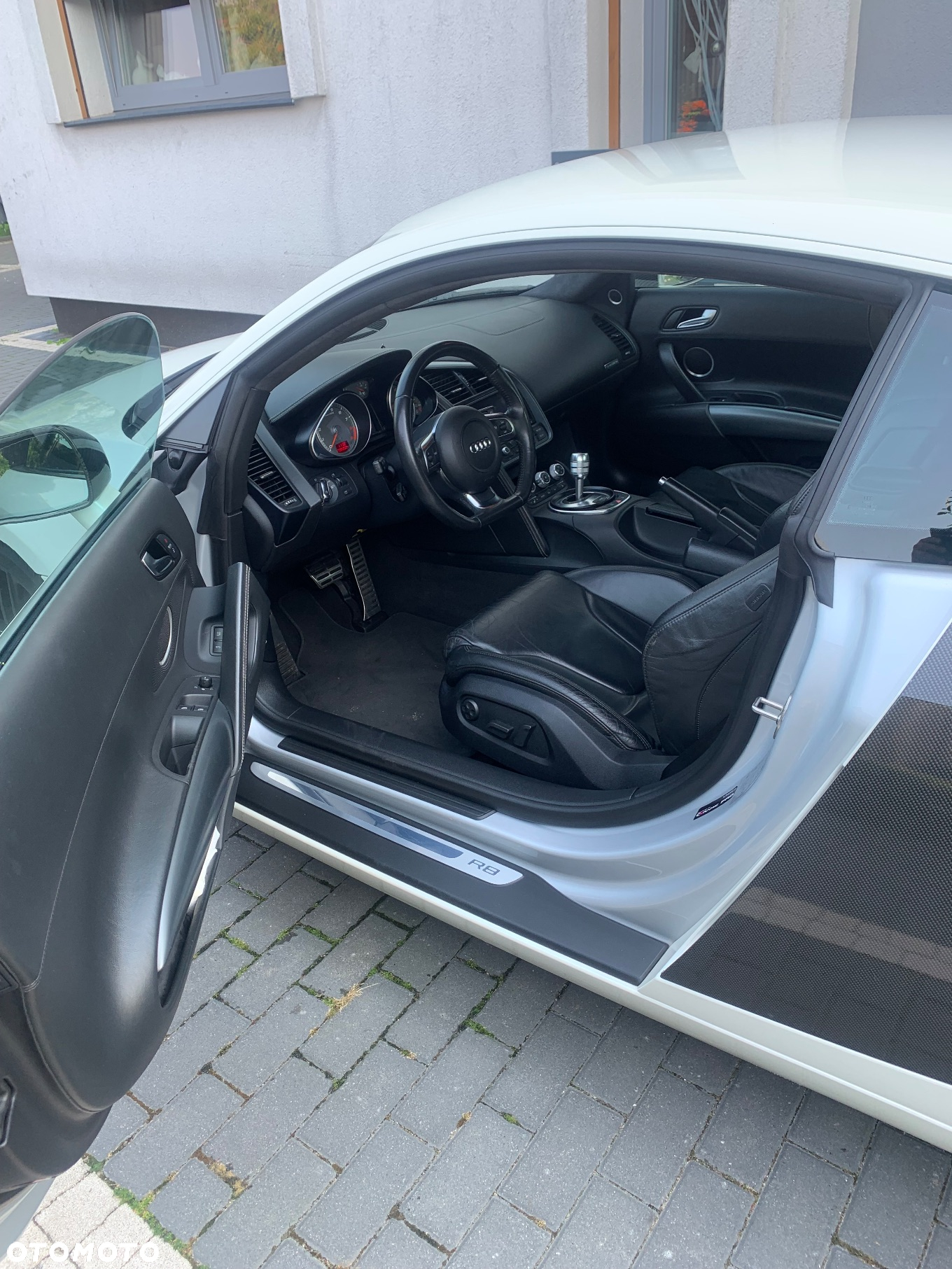 Audi R8 Coupé 4.2 Quattro R tronic - 8