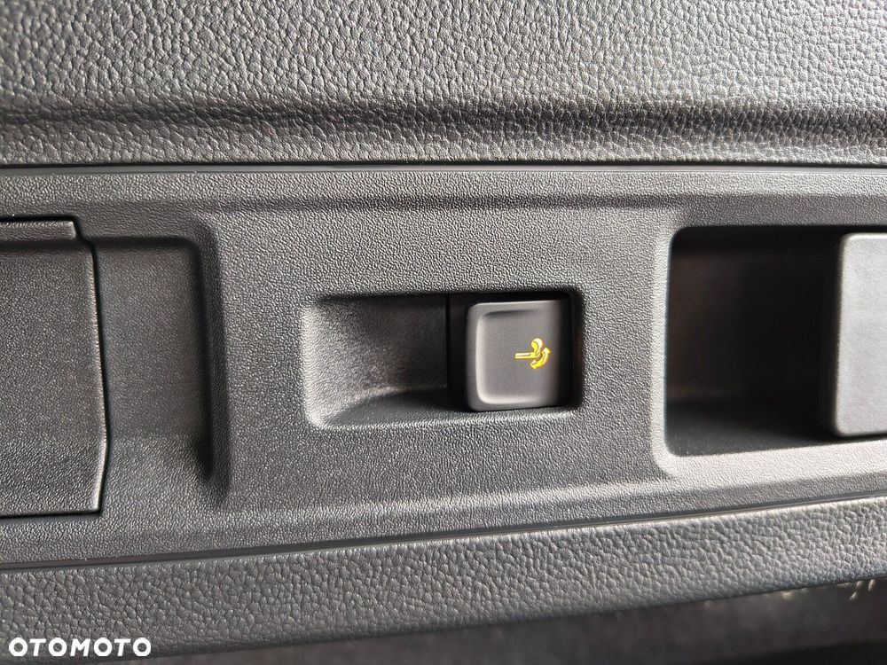 Volkswagen Passat - 9