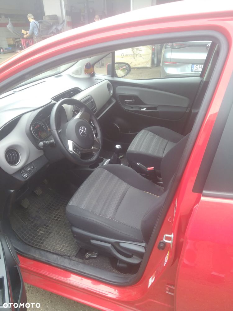 Toyota Yaris - 8