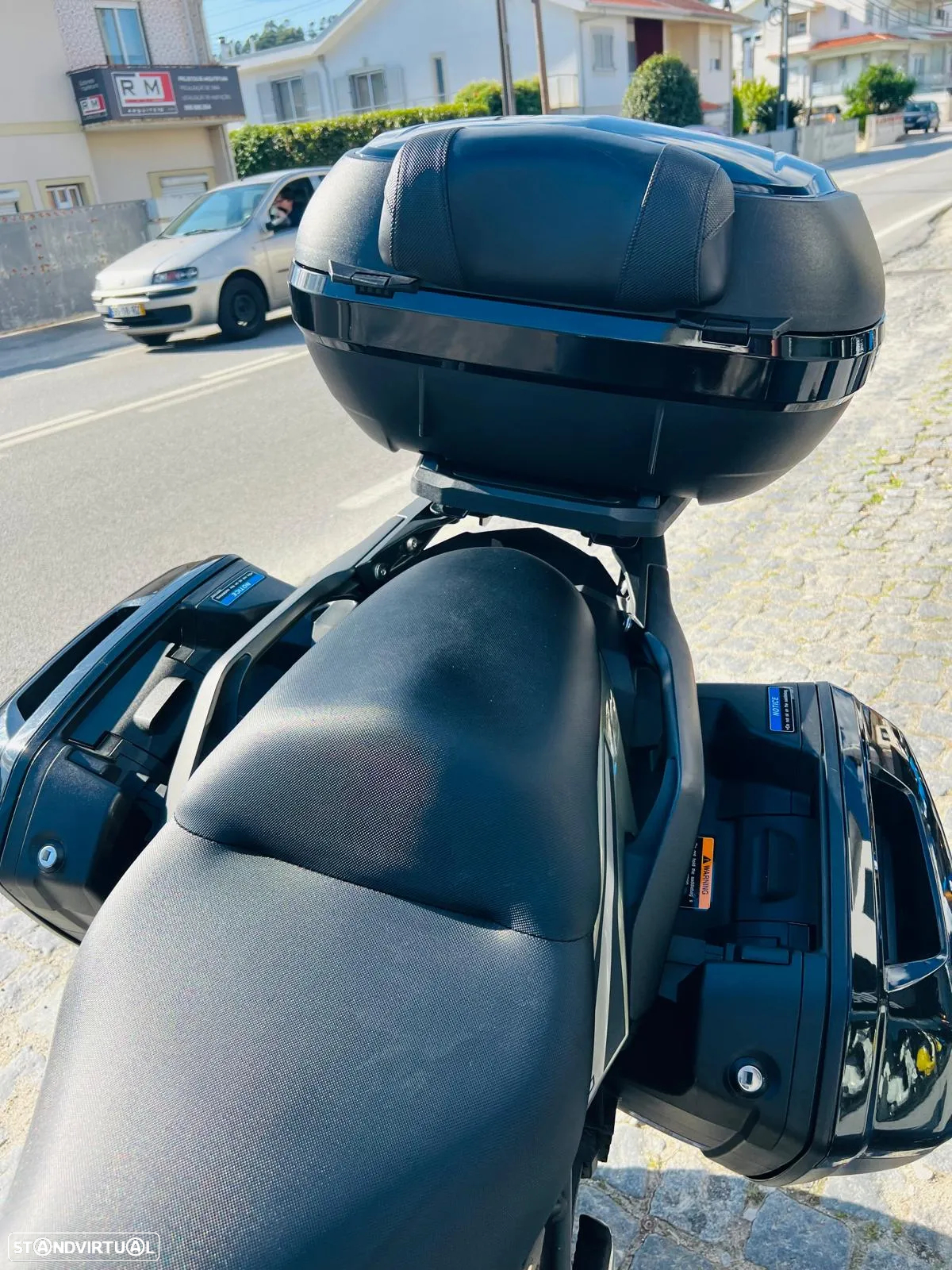Kawasaki Versys 650 Grand Tourer - 10