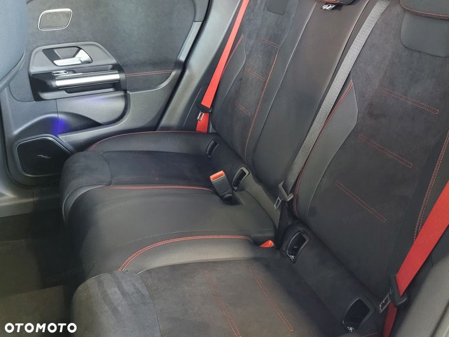 Mercedes-Benz GLA AMG 35 mHEV 4-Matic 8G-DCT - 14