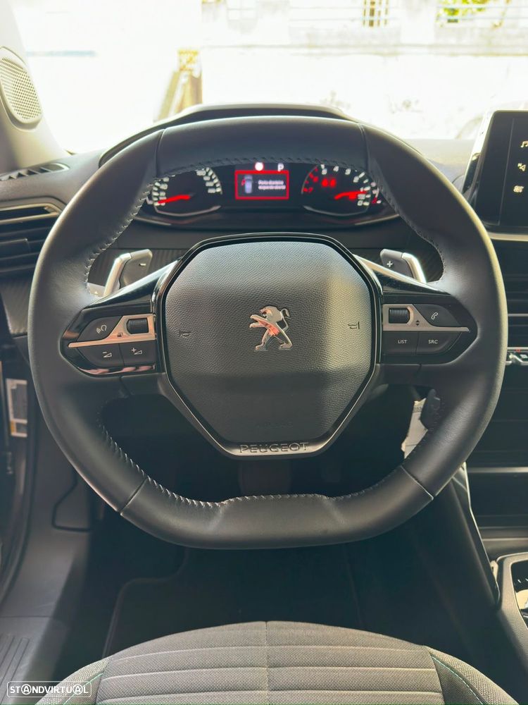 Peugeot 2008 1.2 PureTech Active Pack EAT8 - 11