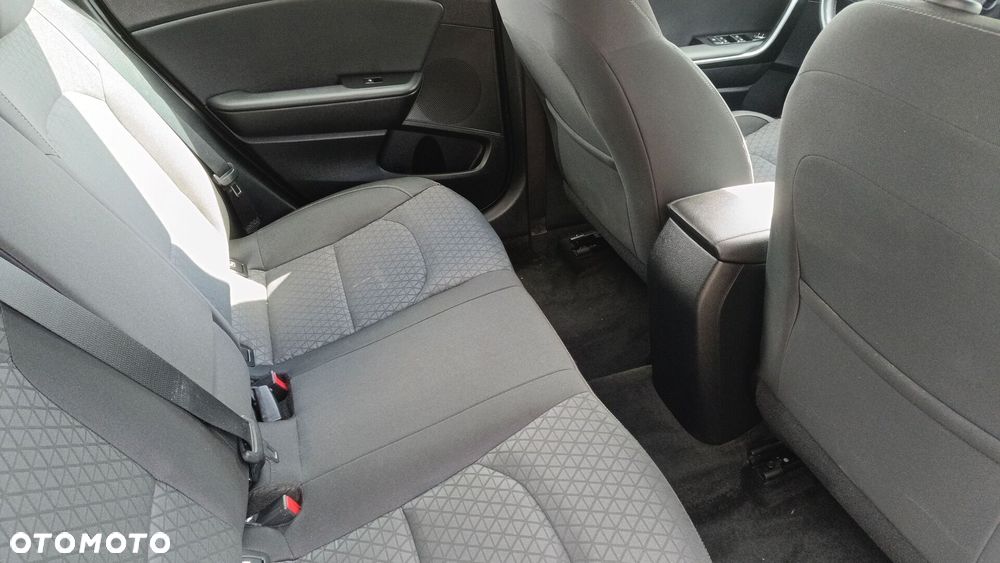 Kia Ceed 1.4 T-GDI L - 10