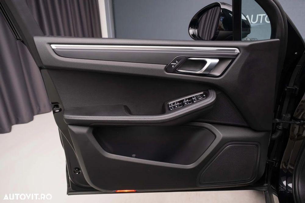 Porsche Macan Standard - 17