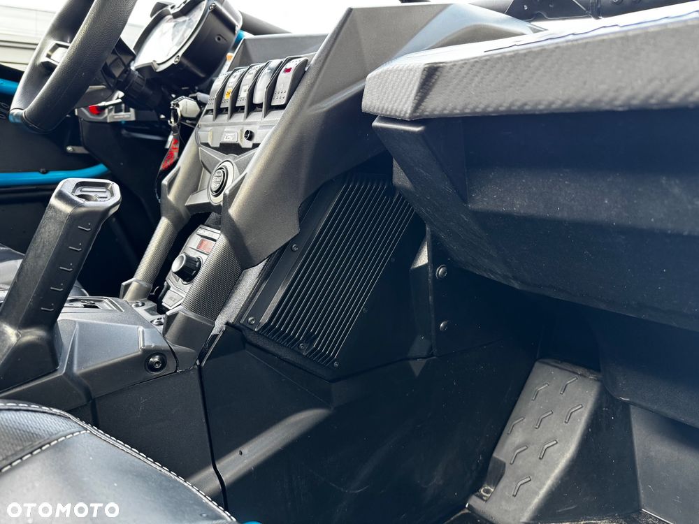 Can-Am Maverick - 21