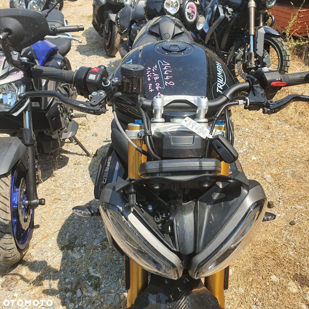 Triumph Speed Triple - 9