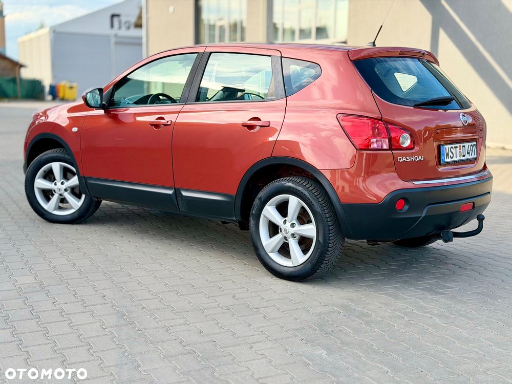 Nissan Qashqai 2.0 Lounge - 10