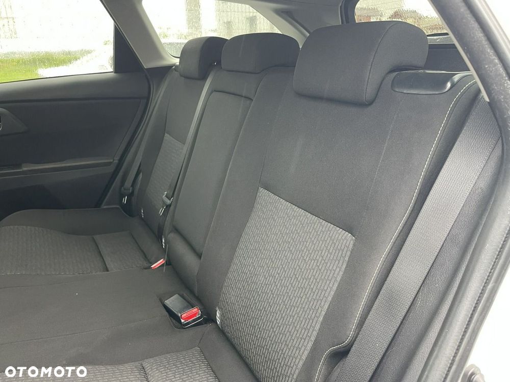 Toyota Auris Hybrid 135 Sprint - 11