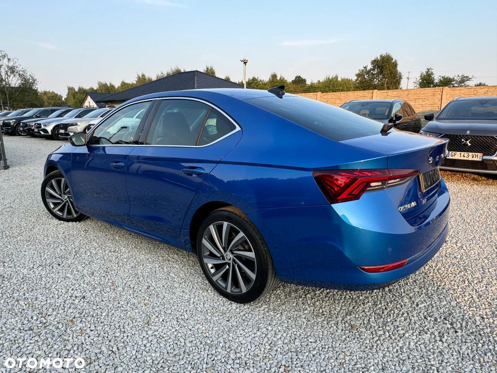 Skoda Octavia 2.0 TDI L&K DSG - 10