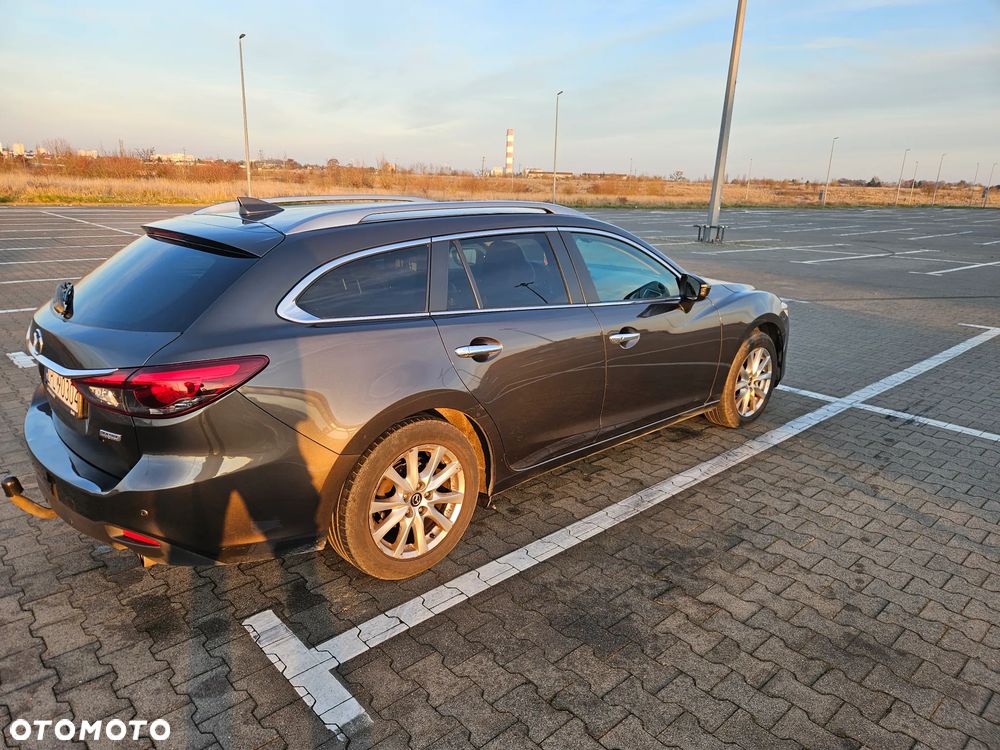 Mazda 6 - 8