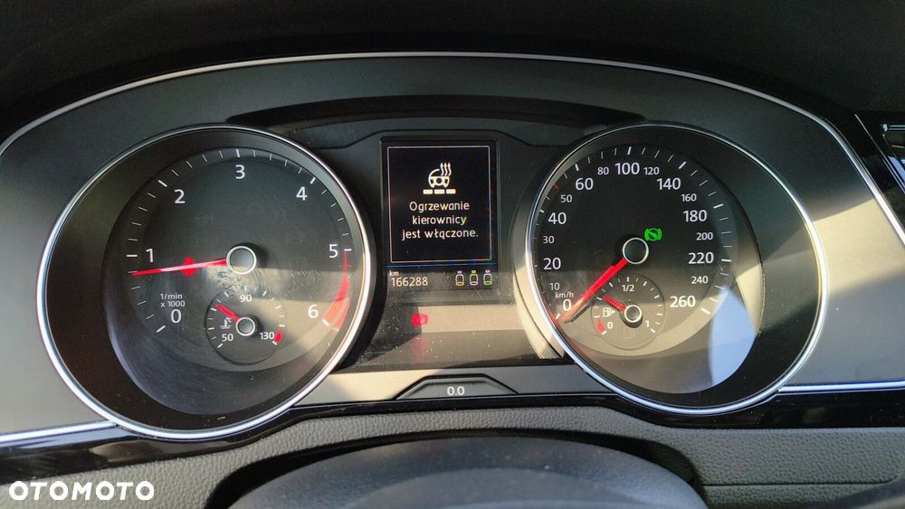 Volkswagen Passat Variant - 16