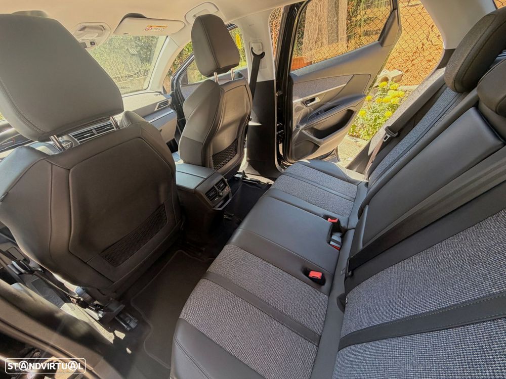 Peugeot 3008 1.2 PureTech Allure EAT6 - 25