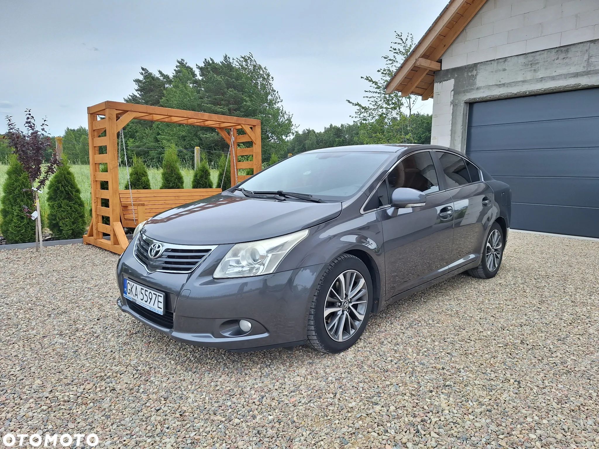 Toyota Avensis - 1
