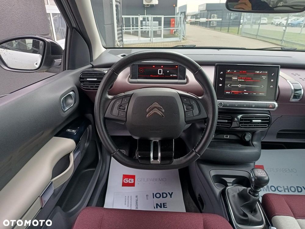 Citroën C4 Cactus 1.2 PureTech Shine S&S - 18