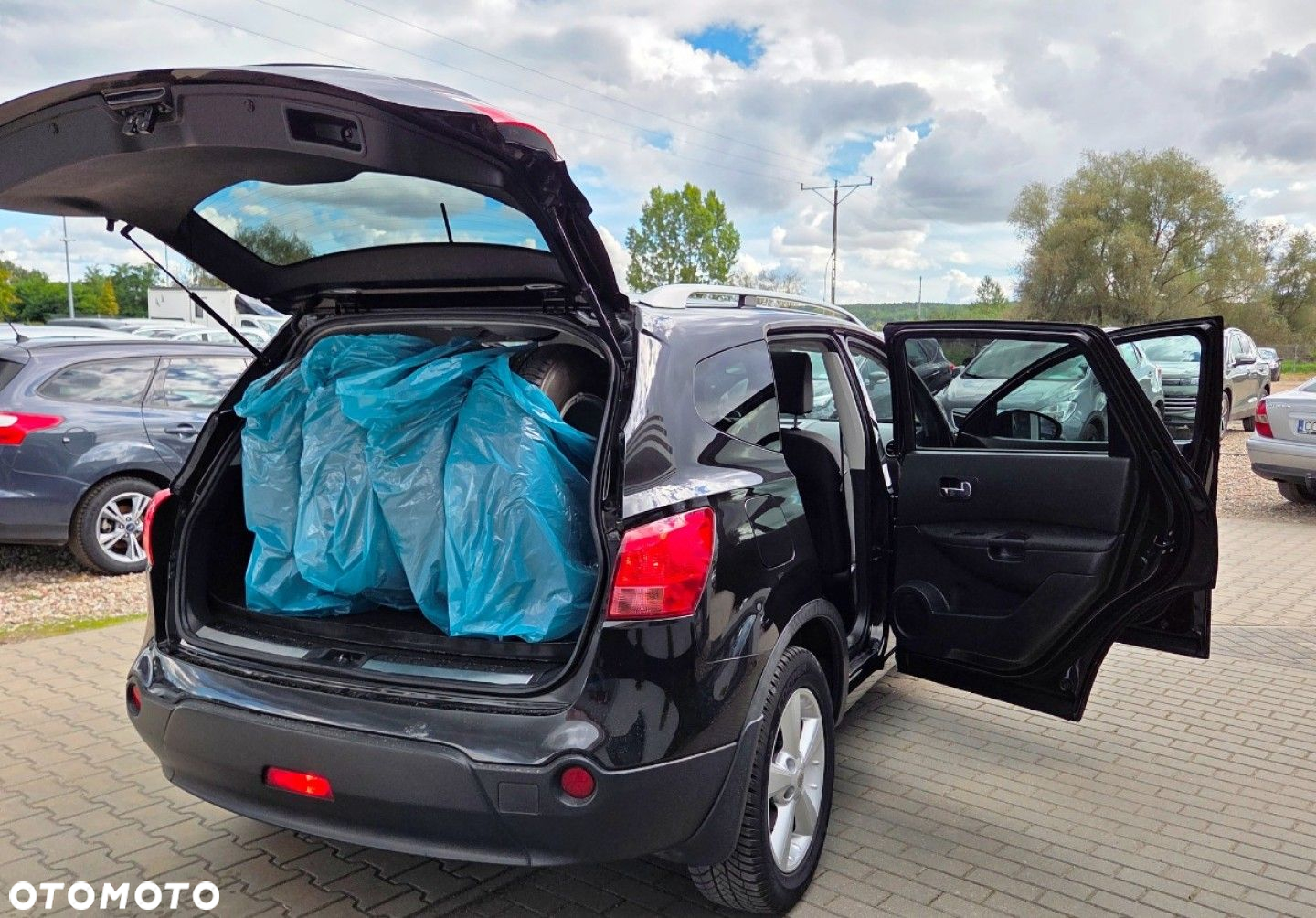Nissan Qashqai+2 - 32