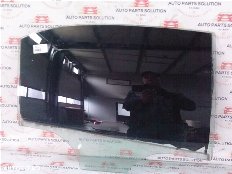 geam usa dreapta spate skoda rapid 1.2 tsi an fabr. 2013 - 1