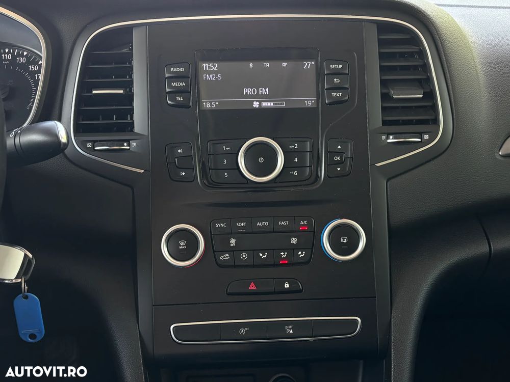 Renault Megane TCE 114 GPF Life - 24