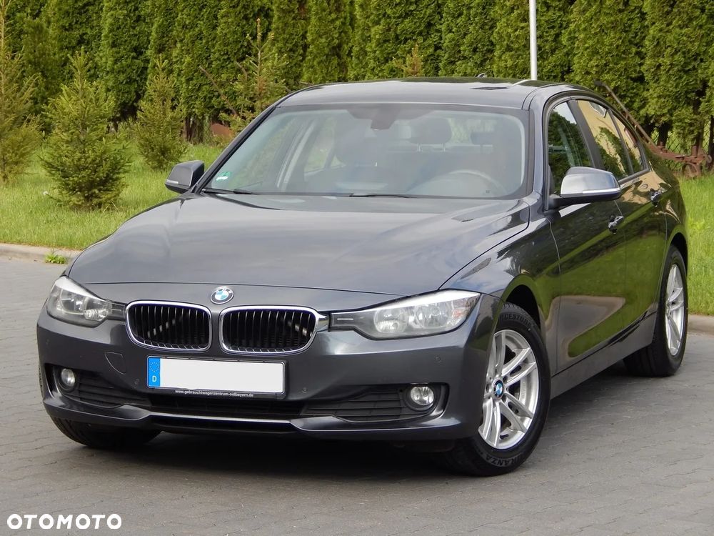 BMW Seria 3 320d Blue Performance Luxury Line - 1