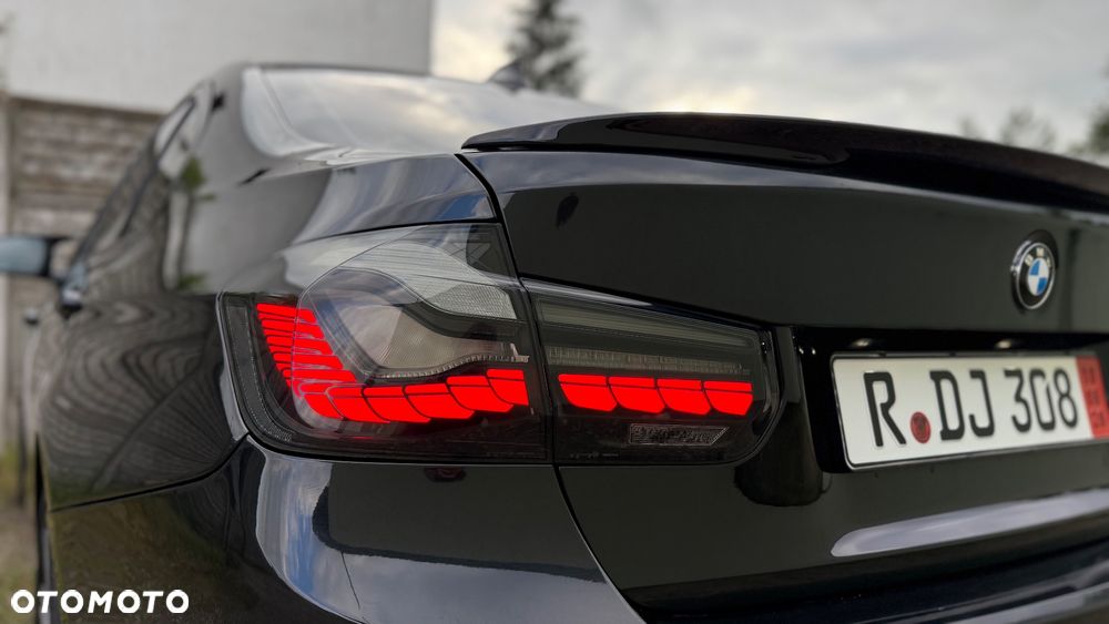 BMW Seria 3 - 36
