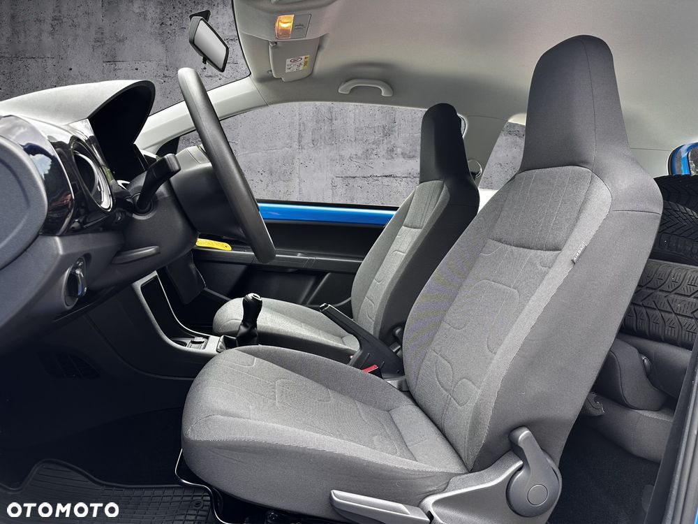 Volkswagen up! BlueMotion Technology move - 11