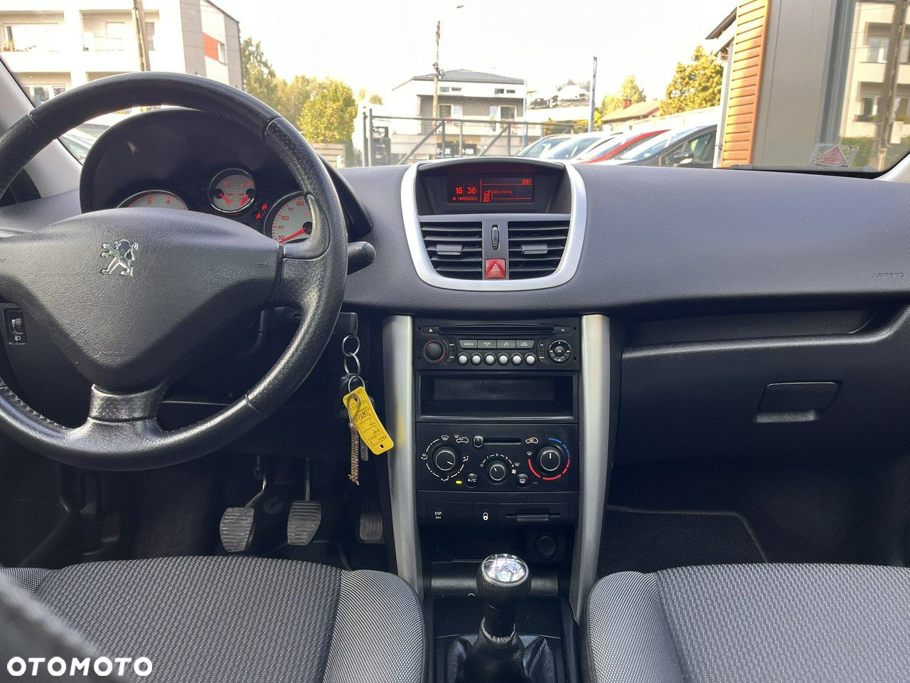 Peugeot 207 - 14