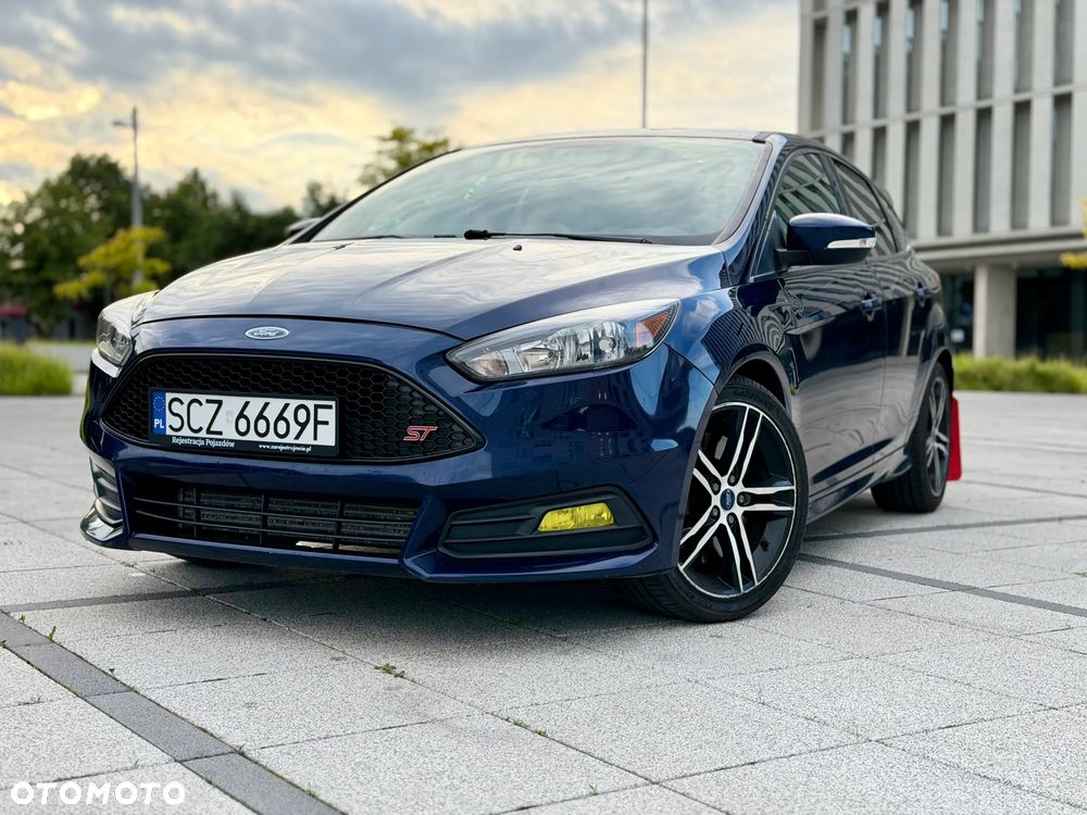 Ford Focus 2.0 EcoBoost ST - 1
