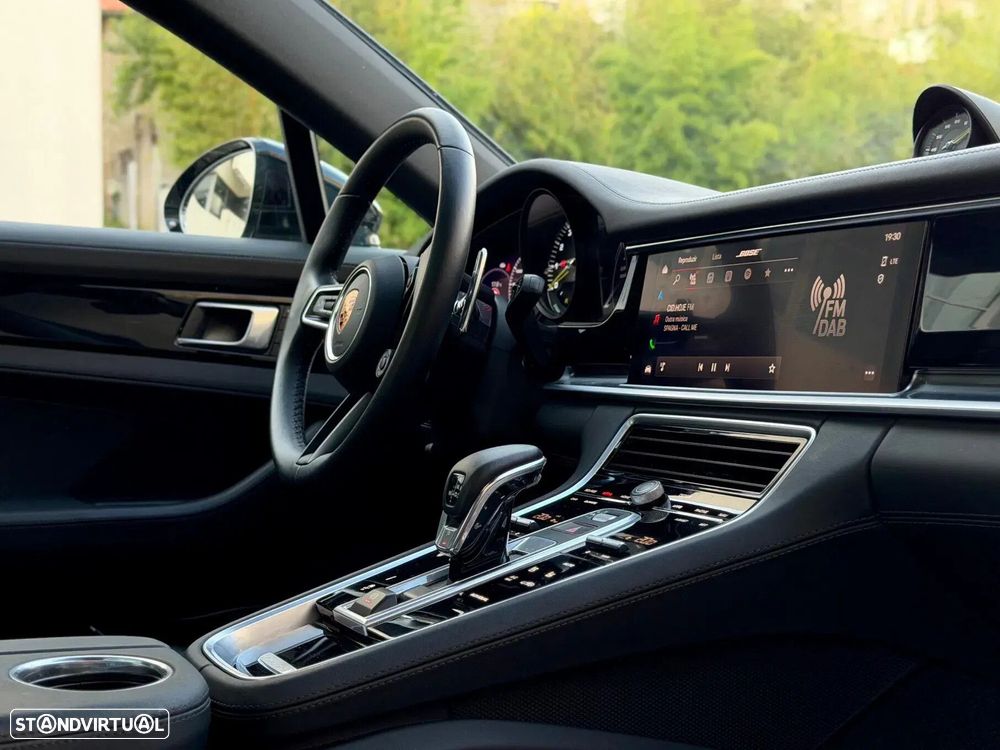 Porsche Panamera 4 E-Hybrid Platinum Edition com PDLS - 4