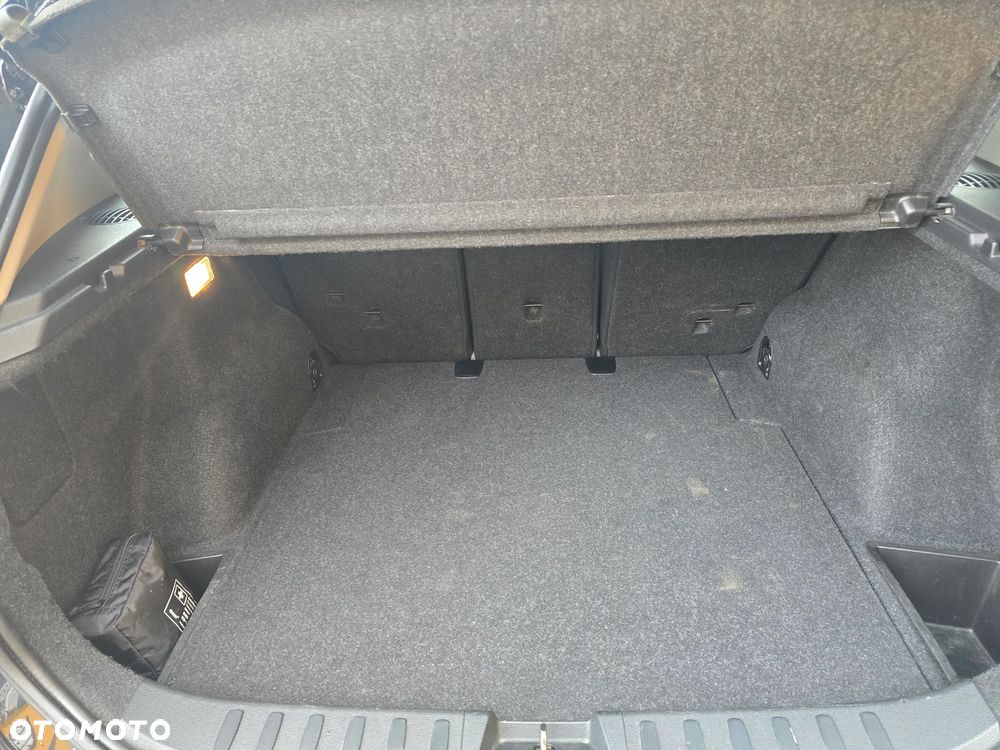 BMW X1 sDrive18d xLine - 14