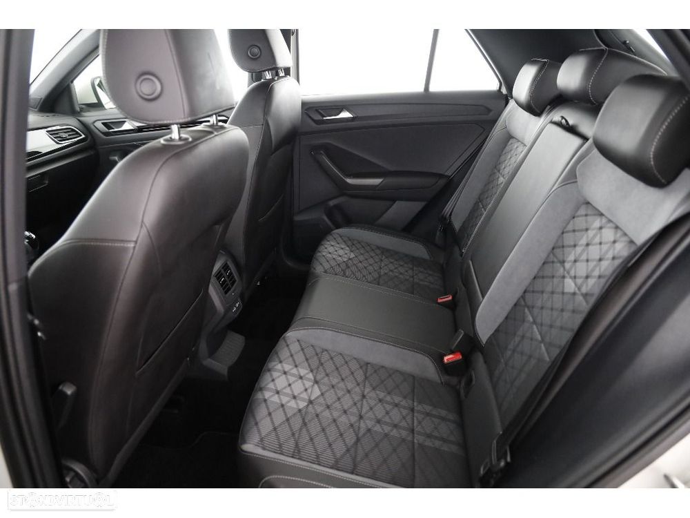VW T-Roc 1.0 TSI Urban - 15