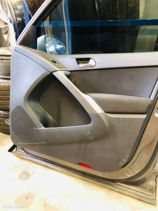 Quartela interior Porta VW Tiguan 5N (2008-2014) - 2