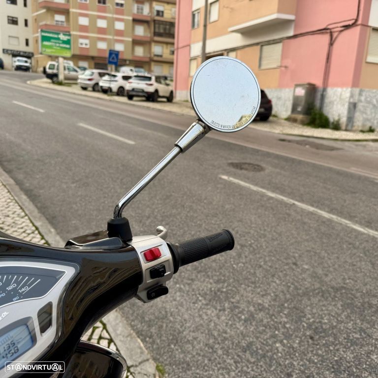 Vespa Primavera 125 - 16