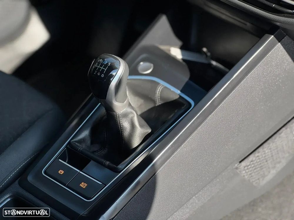 VW Golf Variant - 16