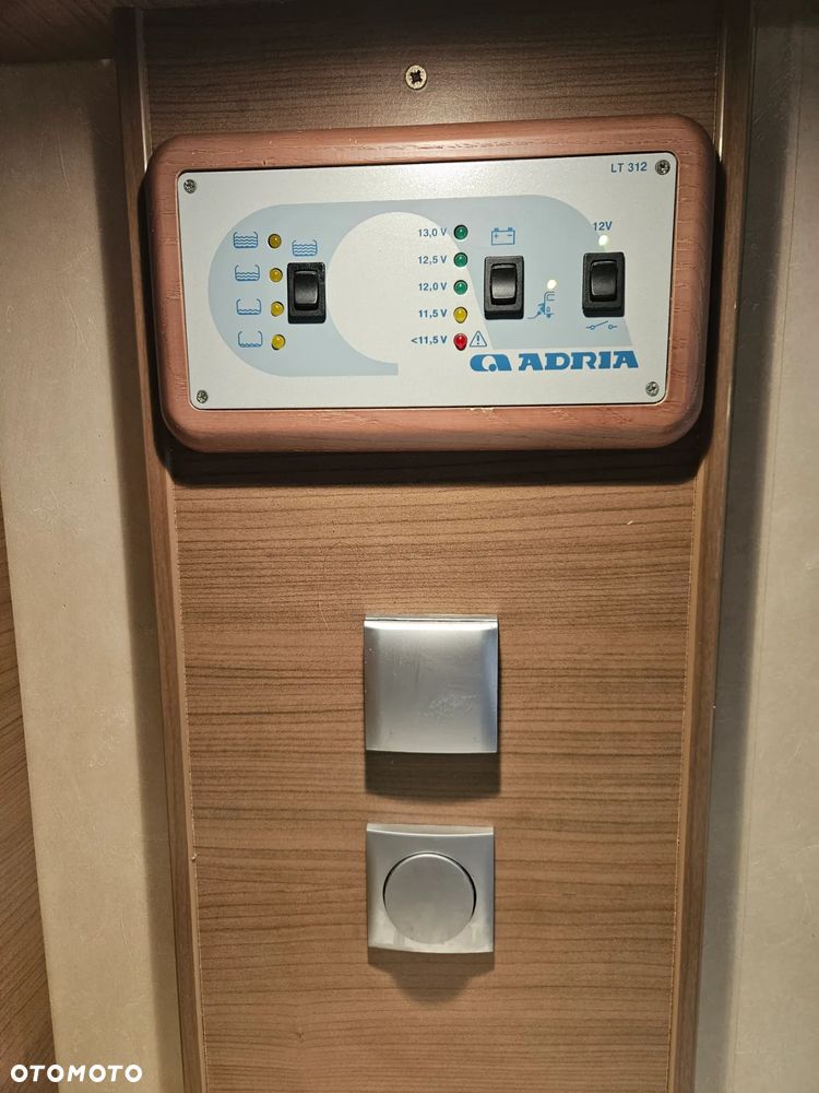 Adria ADIVA - 12