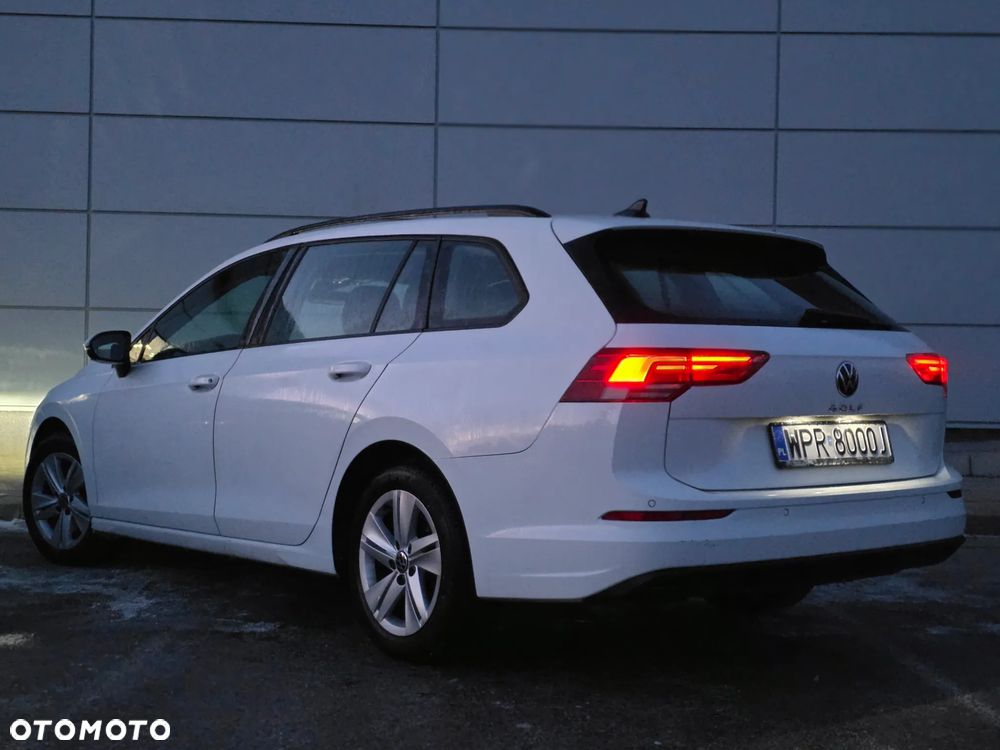 Volkswagen Golf 2.0 TDI Life - 11