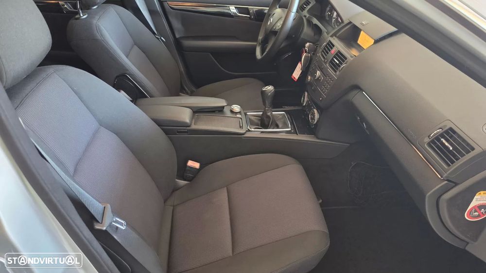 Mercedes-Benz C 220 CDi Elegance BlueEfficiency - 48
